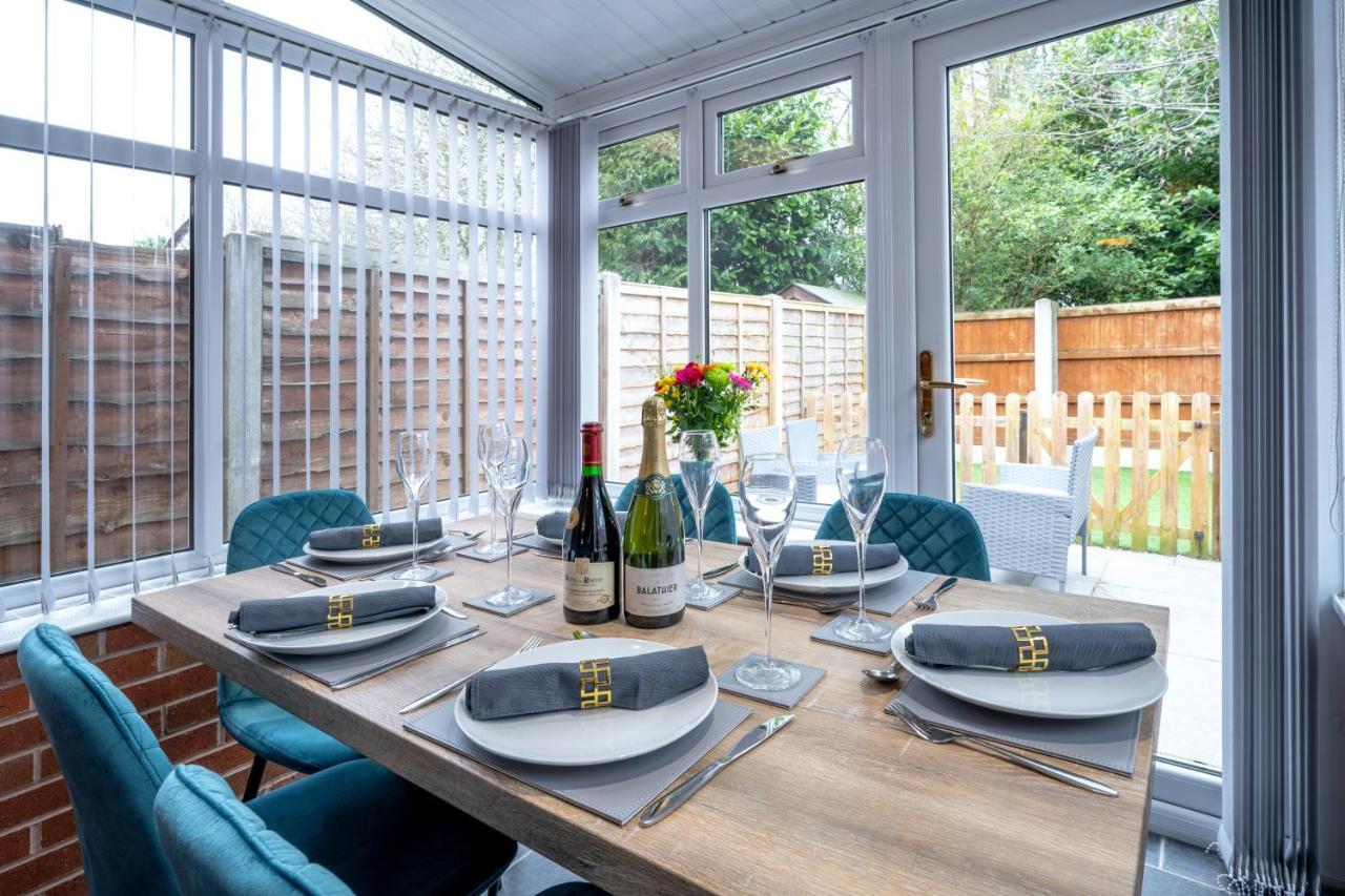 Yew Tree House Contractor / Family Home Free Netflix Fast Wifi Near Dudley/Birmingham Cradley Heath Ngoại thất bức ảnh