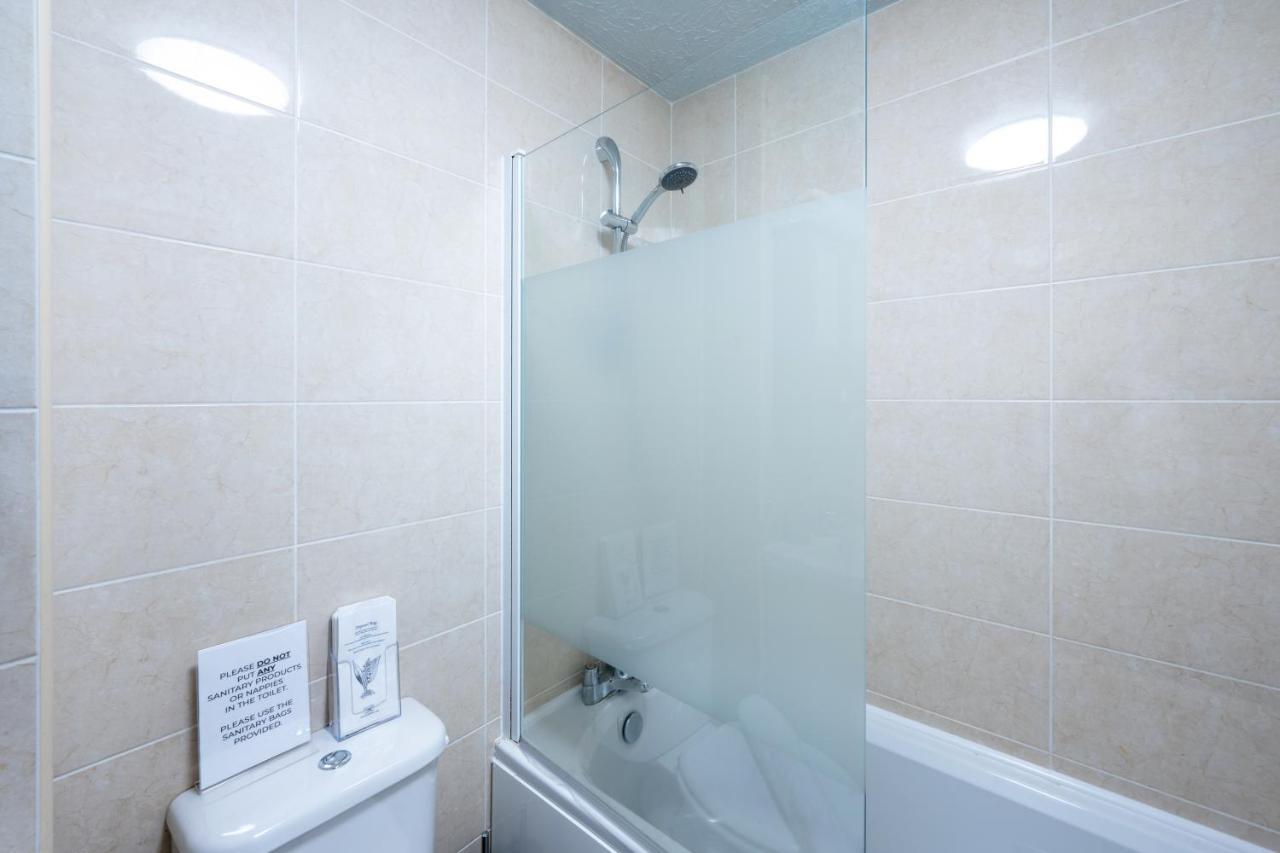 Yew Tree House Contractor / Family Home Free Netflix Fast Wifi Near Dudley/Birmingham Cradley Heath Ngoại thất bức ảnh
