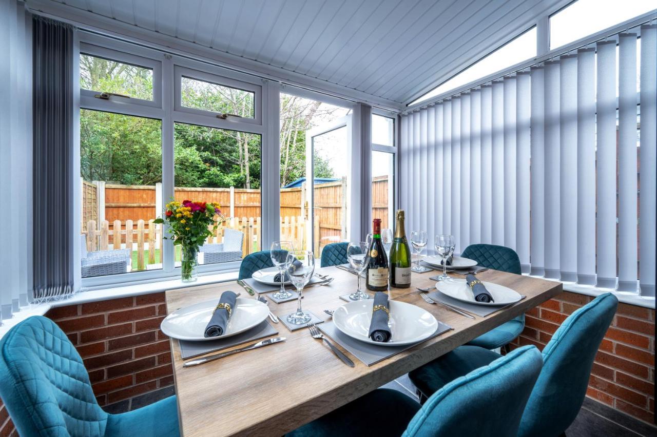 Yew Tree House Contractor / Family Home Free Netflix Fast Wifi Near Dudley/Birmingham Cradley Heath Ngoại thất bức ảnh