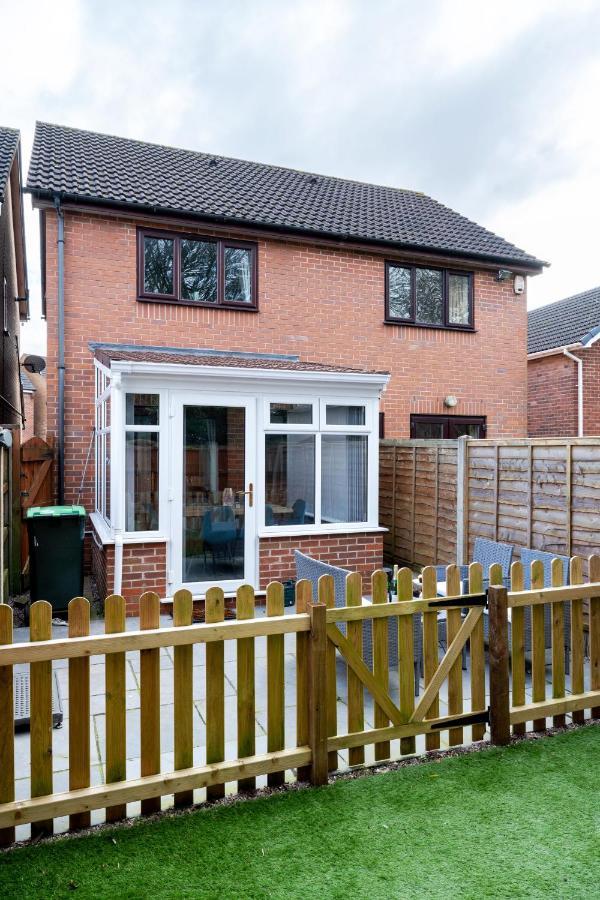 Yew Tree House Contractor / Family Home Free Netflix Fast Wifi Near Dudley/Birmingham Cradley Heath Ngoại thất bức ảnh